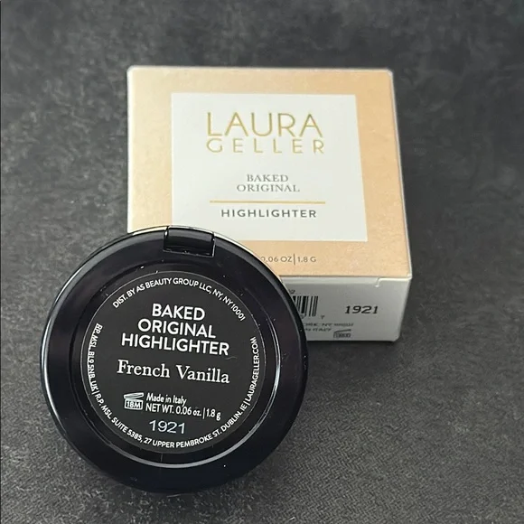 Laura Geller Highlighter Baked Original French Vanilla - Picture 5 of 5